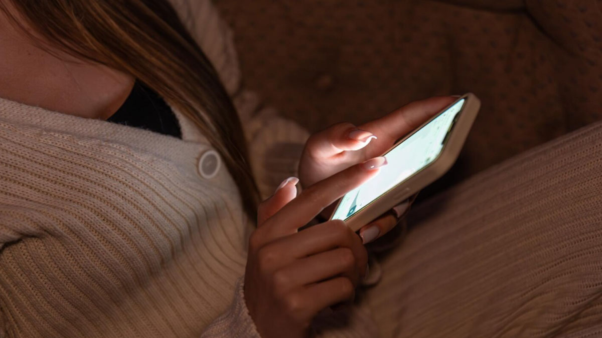 CBD for Doomscrolling: Calming Your Brain